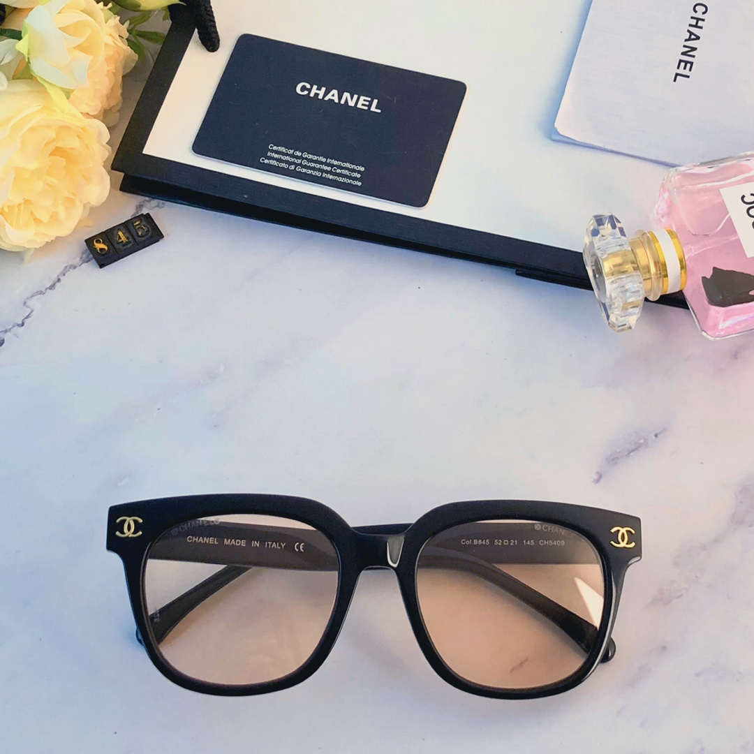 Sunglasses Chanel 5767 - vstockx