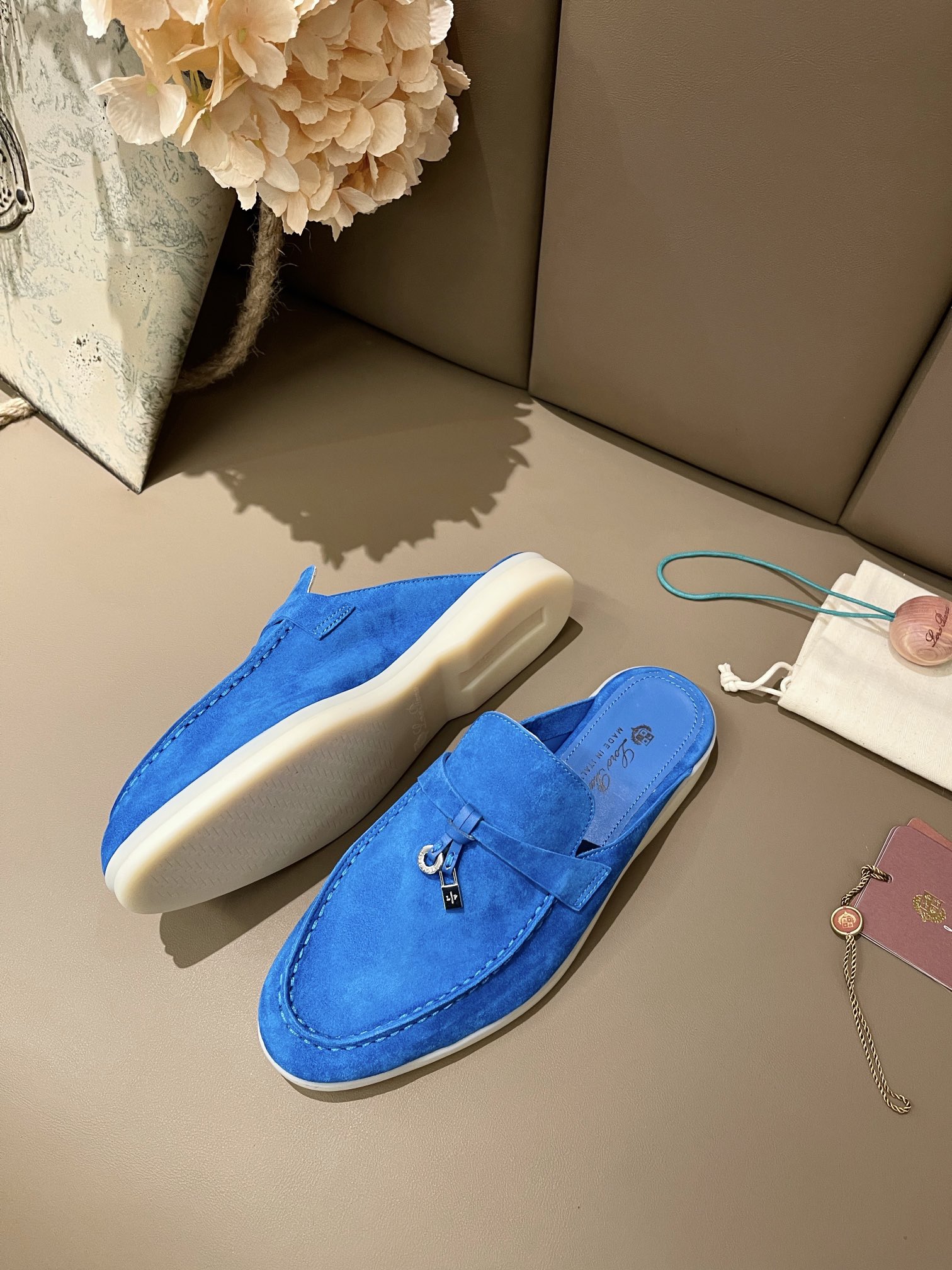 Loro Piana shoes 256 - vstockx