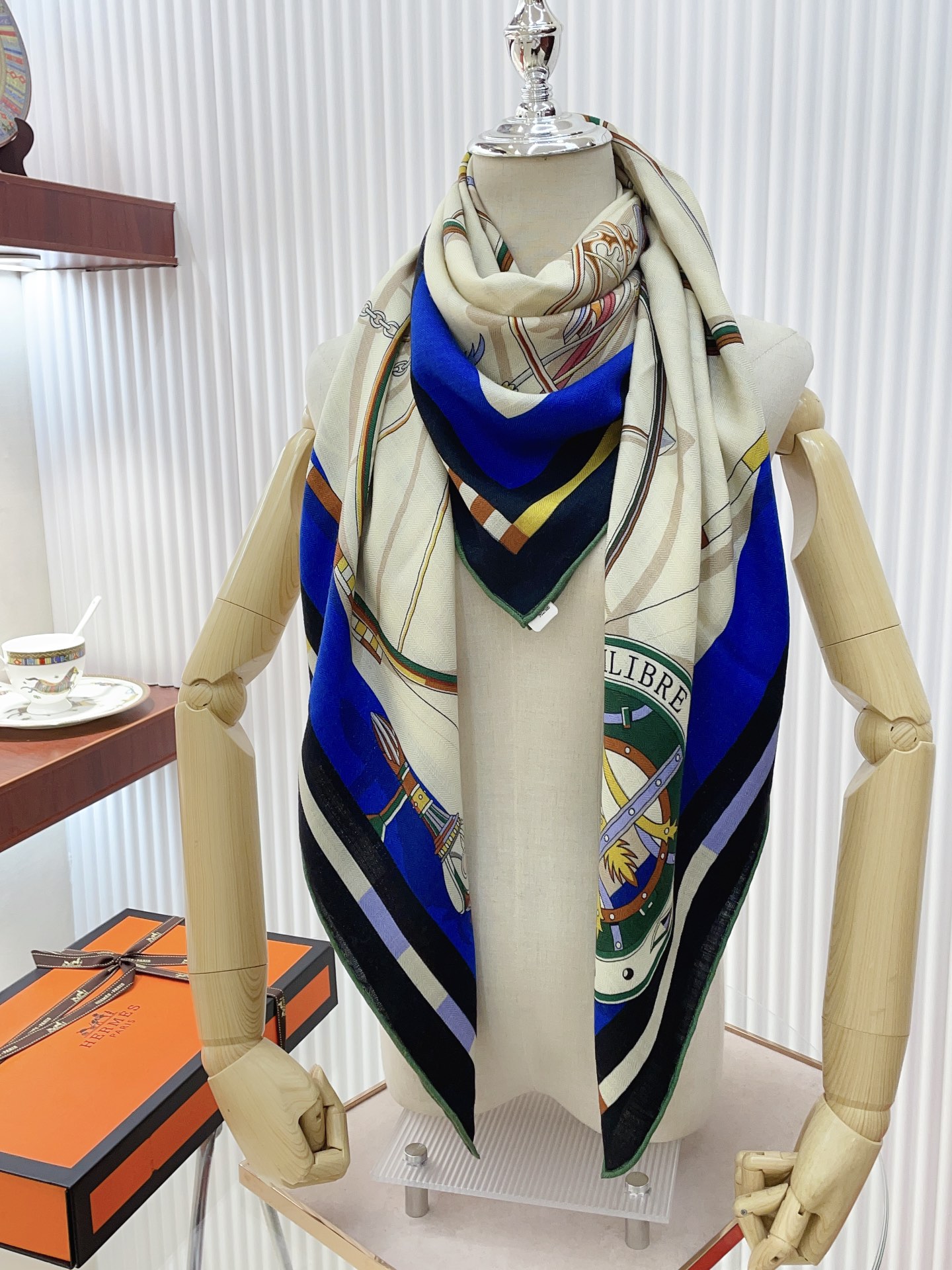 Streetwear Scarf Hermes 328801 size:140cm*140cm - vstockx