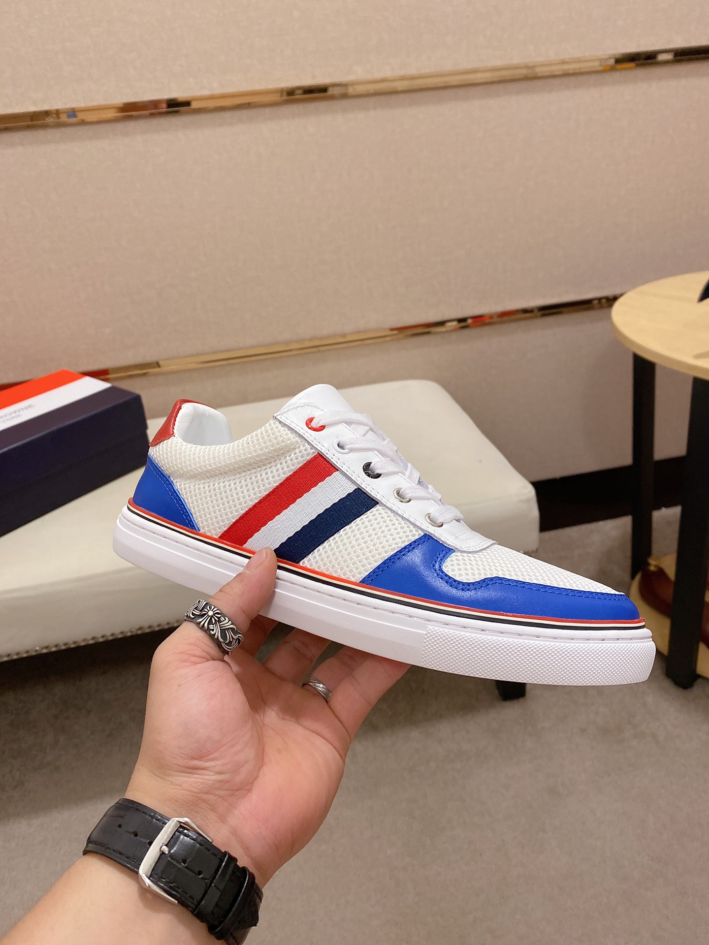 Thom Browne Low Top Sneaker 16 - vstockx