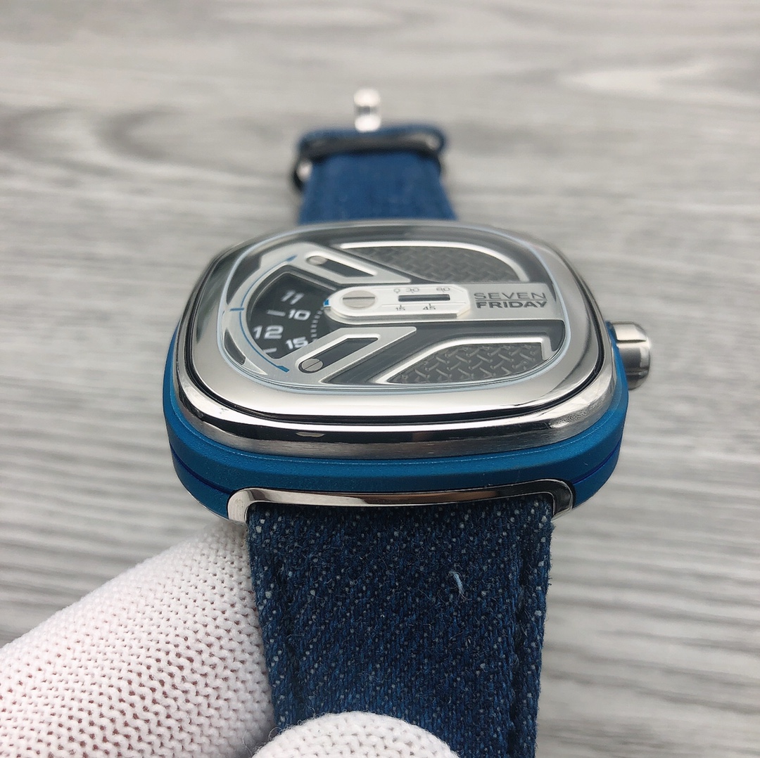 Watches Seven Friday 322843 size:47 mm - vstockx