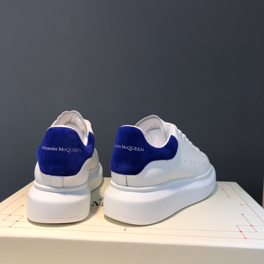 Alexander McQueen Oversized Paris Blue - vstockx