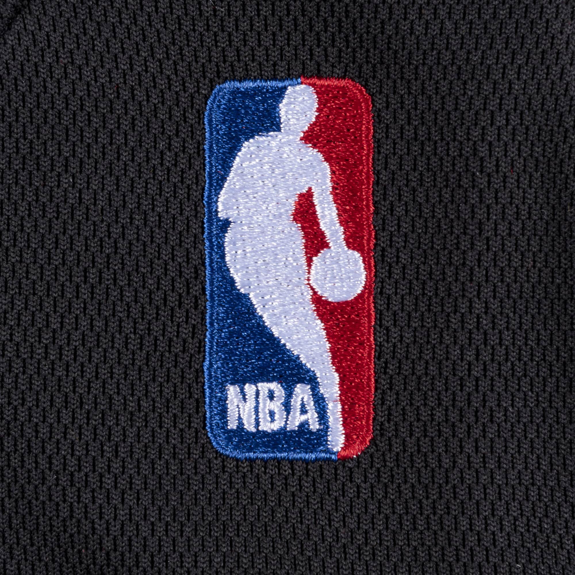 Authentic Jersey San Antonio Spurs 2001-02 Tim Duncan - vstockx