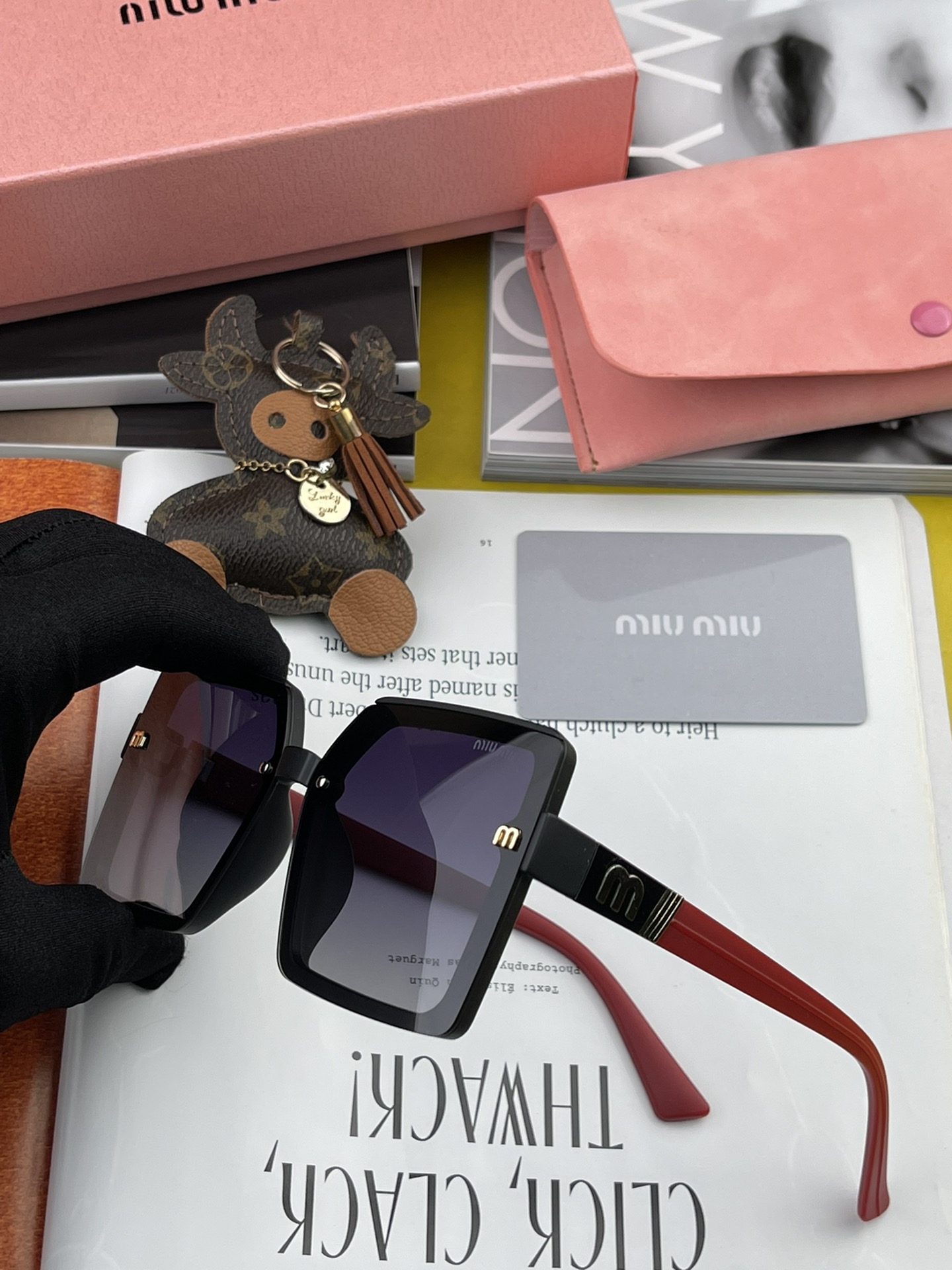 sunglasses Miu Miu MM1405 - vstockx