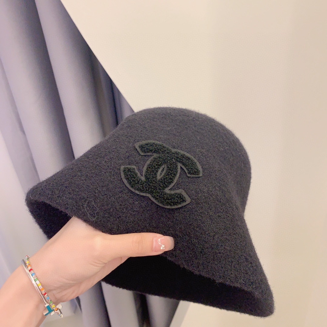 Streetwear Hat Chanel 329148 - vstockx