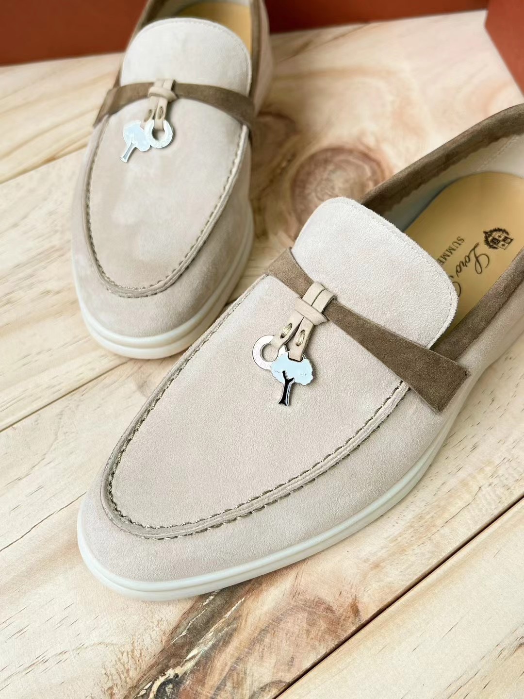 Loro Piana shoes 314 - vstockx