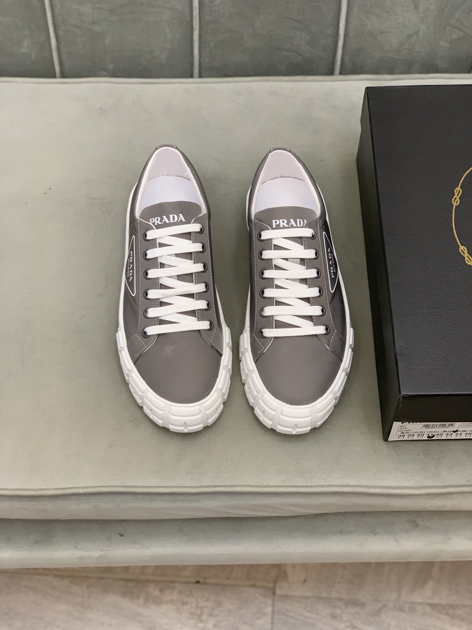 Prada Wheel Cassetta sneaker 9 - vstockx