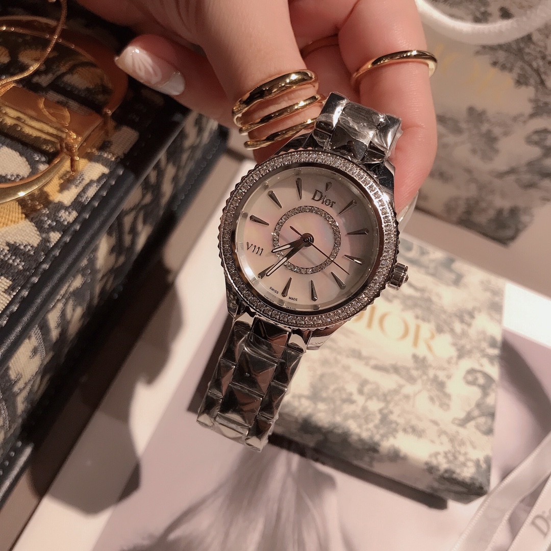 Watches Dior 323387 size:34 mm - vstockx