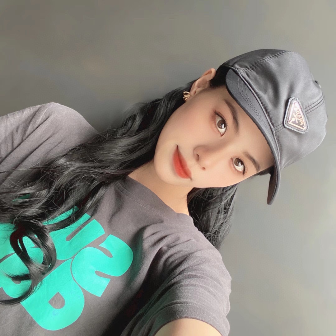 Streetwear Hat Prada 329045 - vstockx