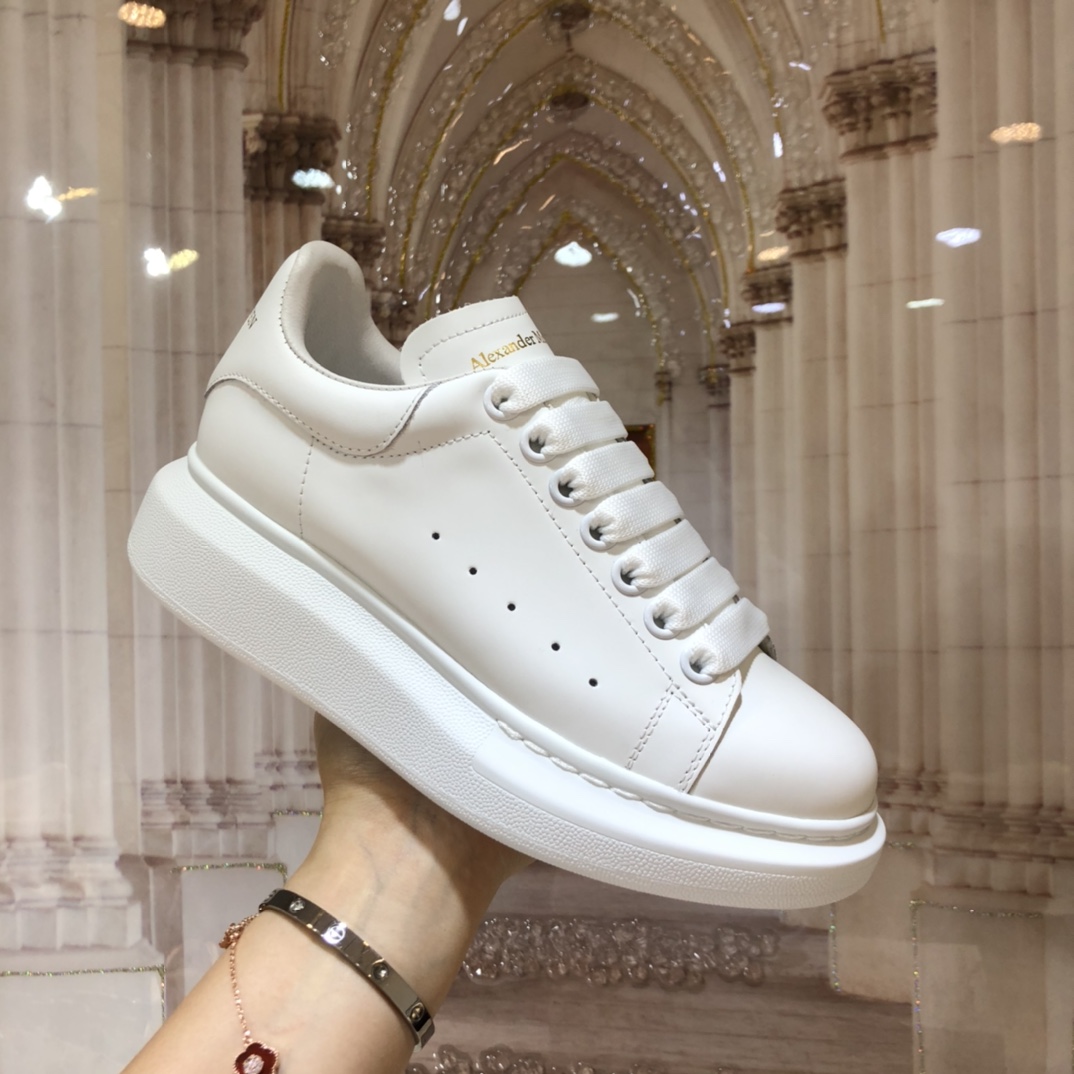 Alexander McQueen Oversized White - vstockx