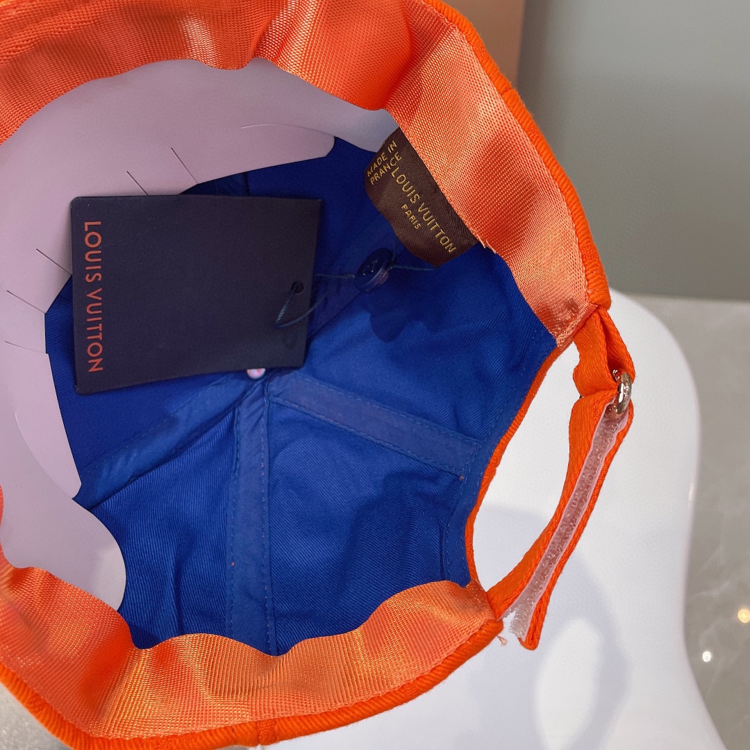 Streetwear Hat LV 329042 - vstockx