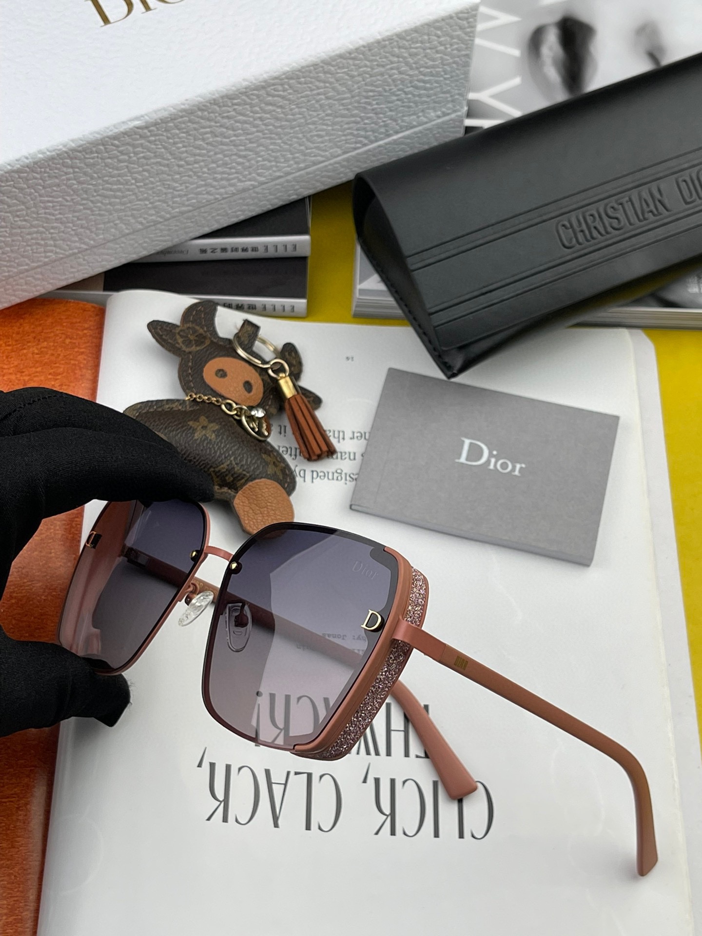 sunglasses Dior CD9357 - vstockx