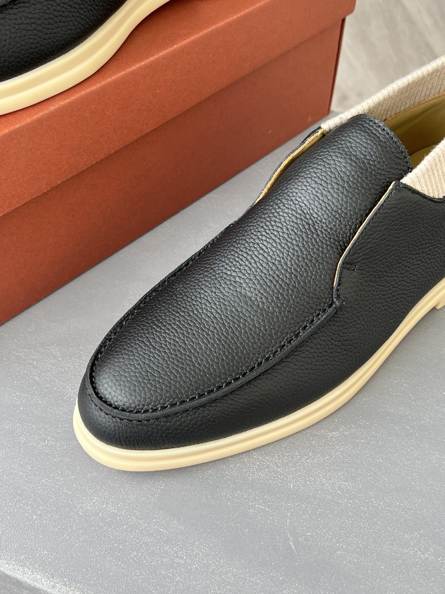 Loro Piana shoes 237 - vstockx