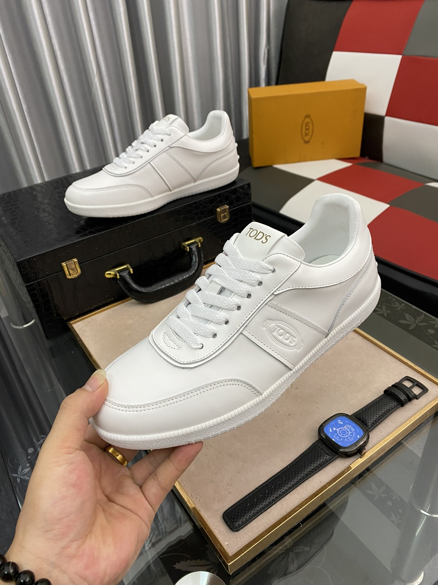 TOD'S Tabs Sneaker 5 - vstockx