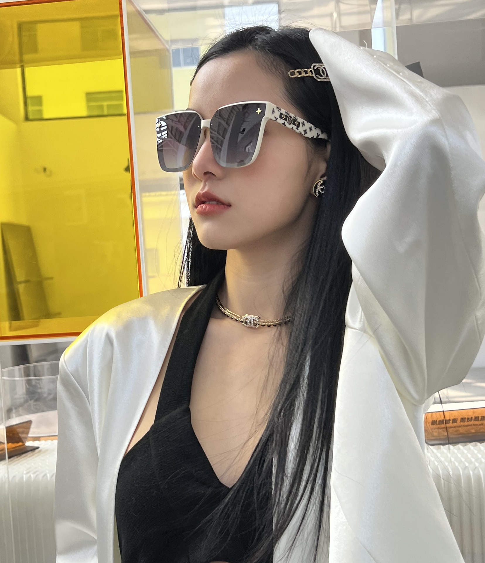 sunglasses Dior L1971 - vstockx