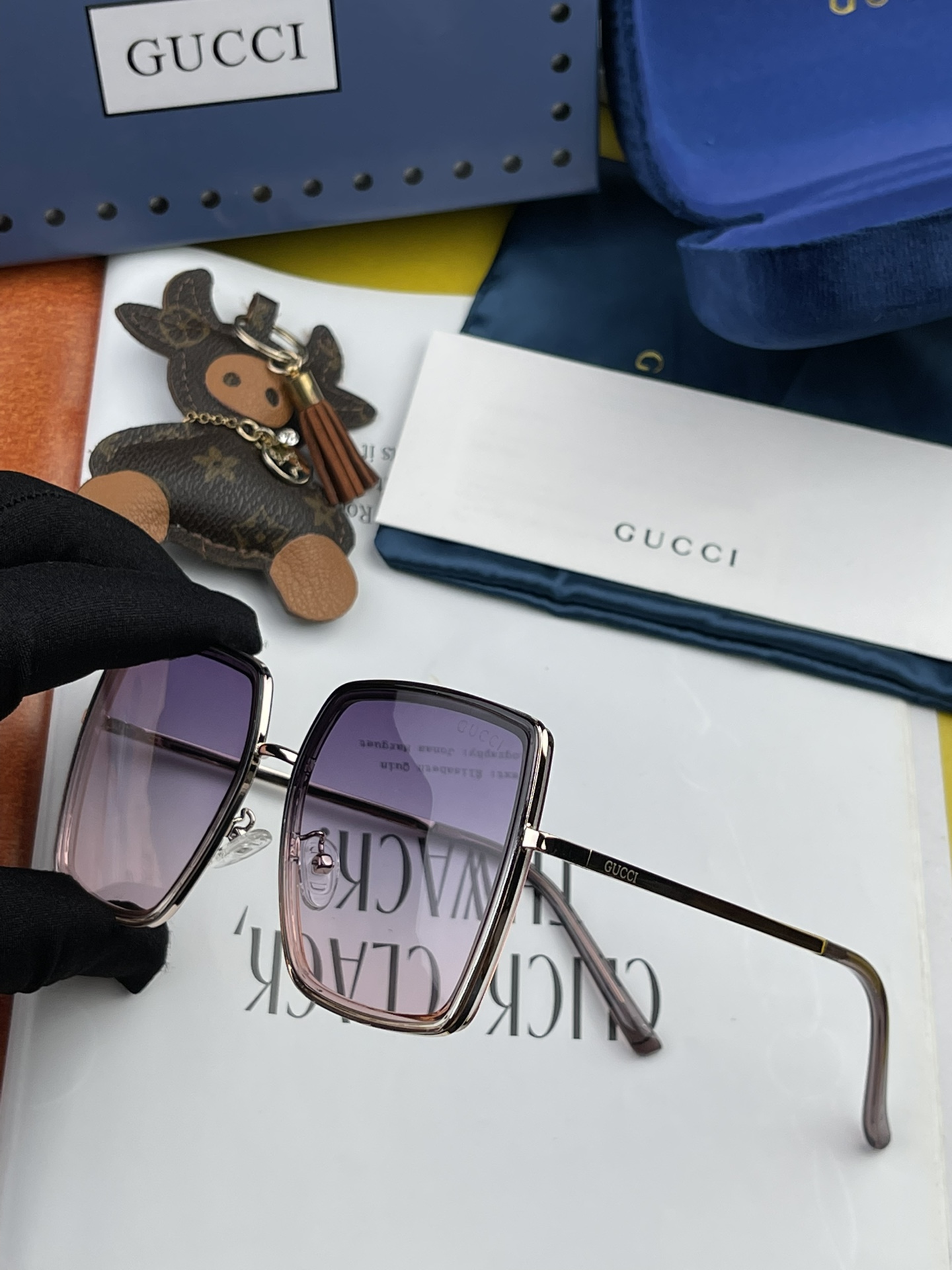 Sunglasses Gucci G9807 - vstockx