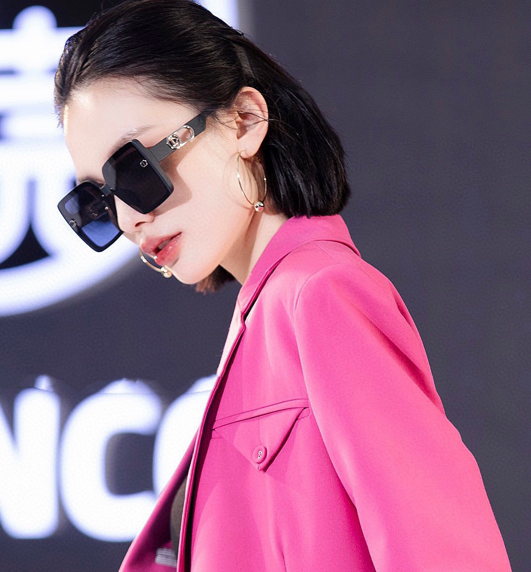 sunglasses Dior D8290 - vstockx