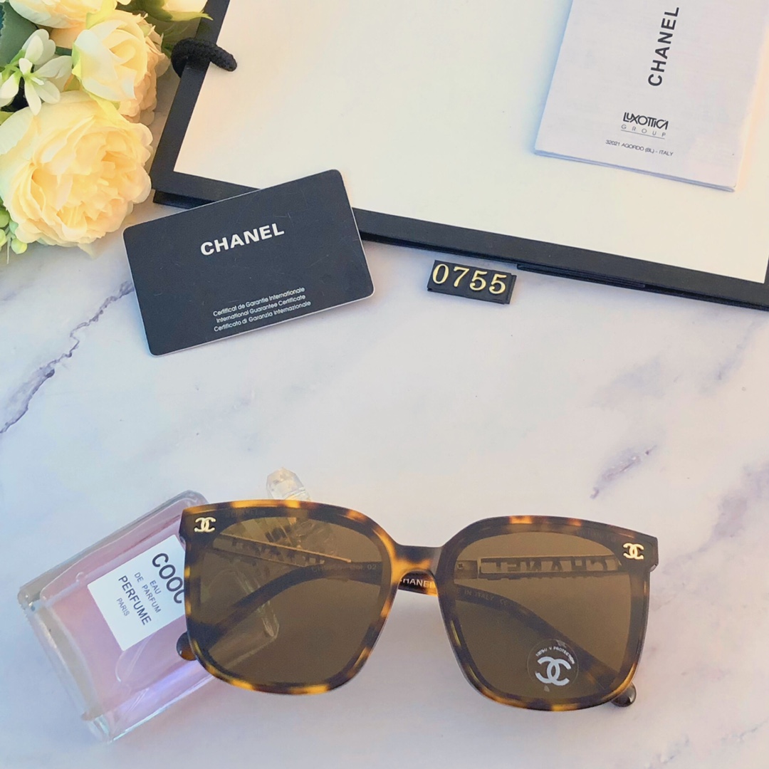 Sunglasses Chanel 0755 - vstockx