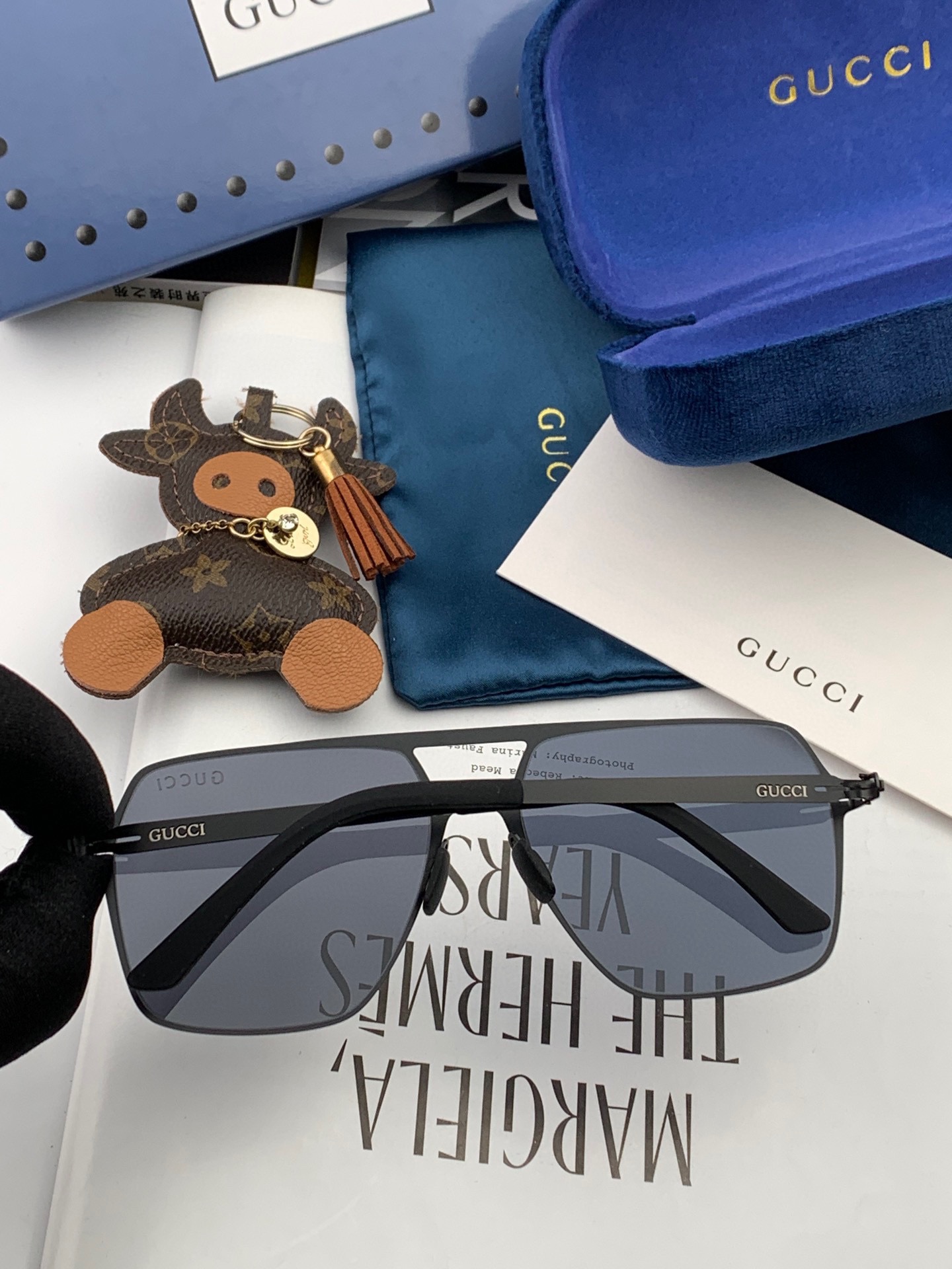 Sunglasses Gucci G3731 - vstockx