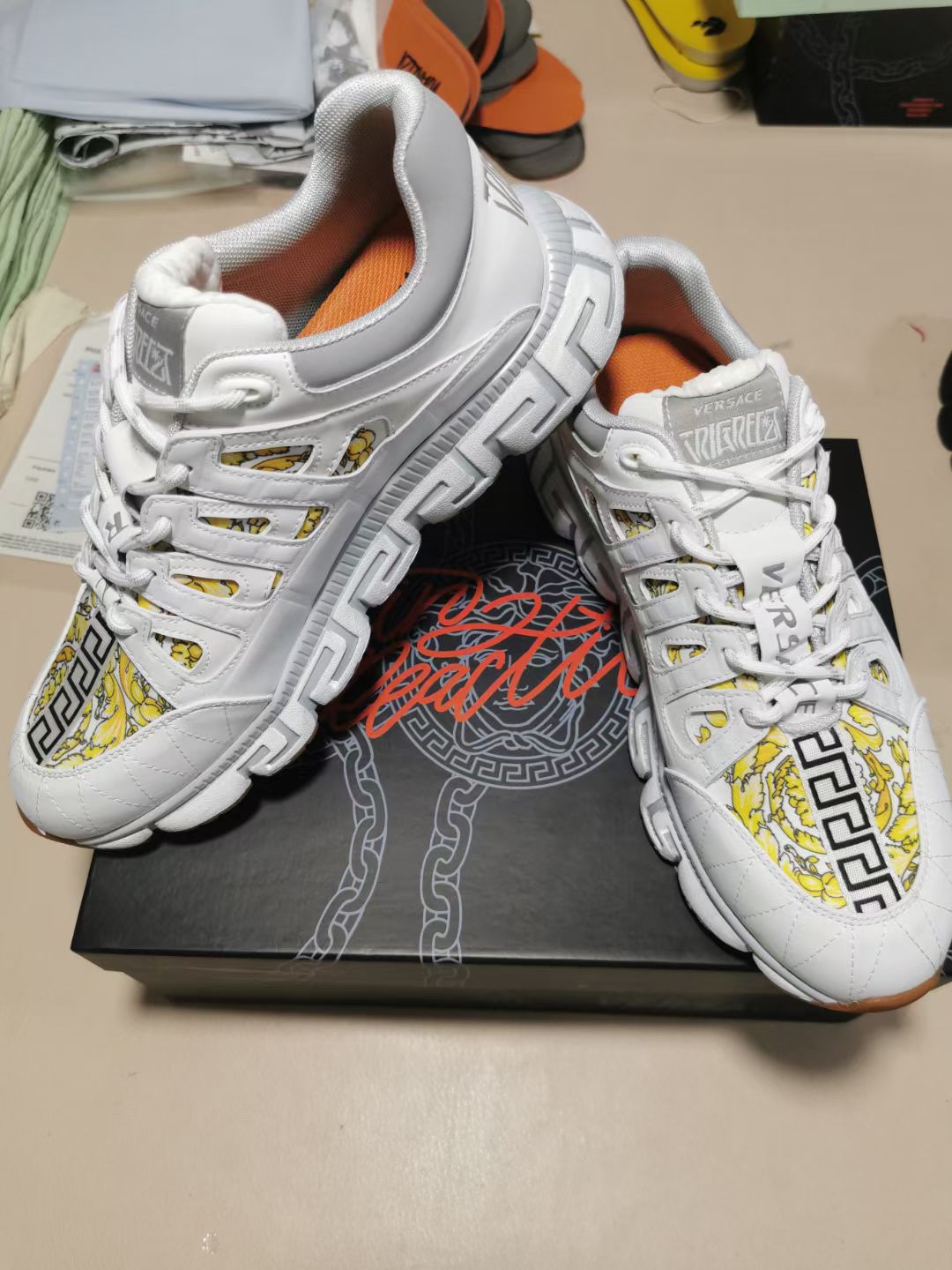 Versace Trigreca White Grey Barocco Print - vstockx