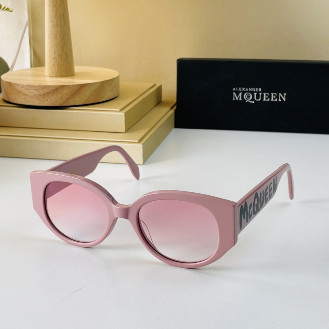 Sunglasses Alexander McQueen 0328s - vstockx