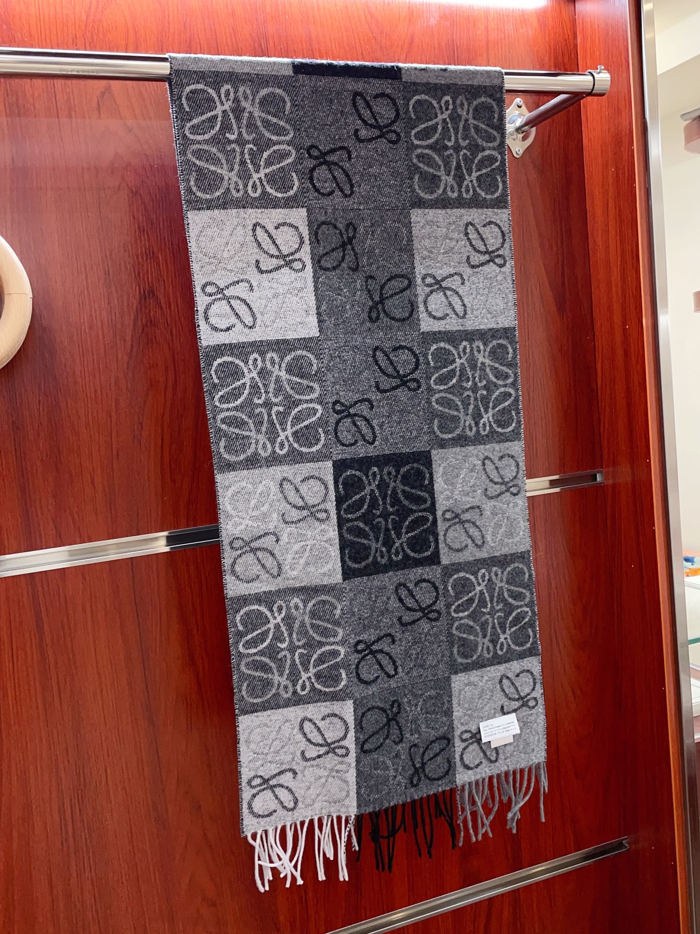 Streetwear Scarf Loewe 328730 SIZE:40x200cm - vstockx