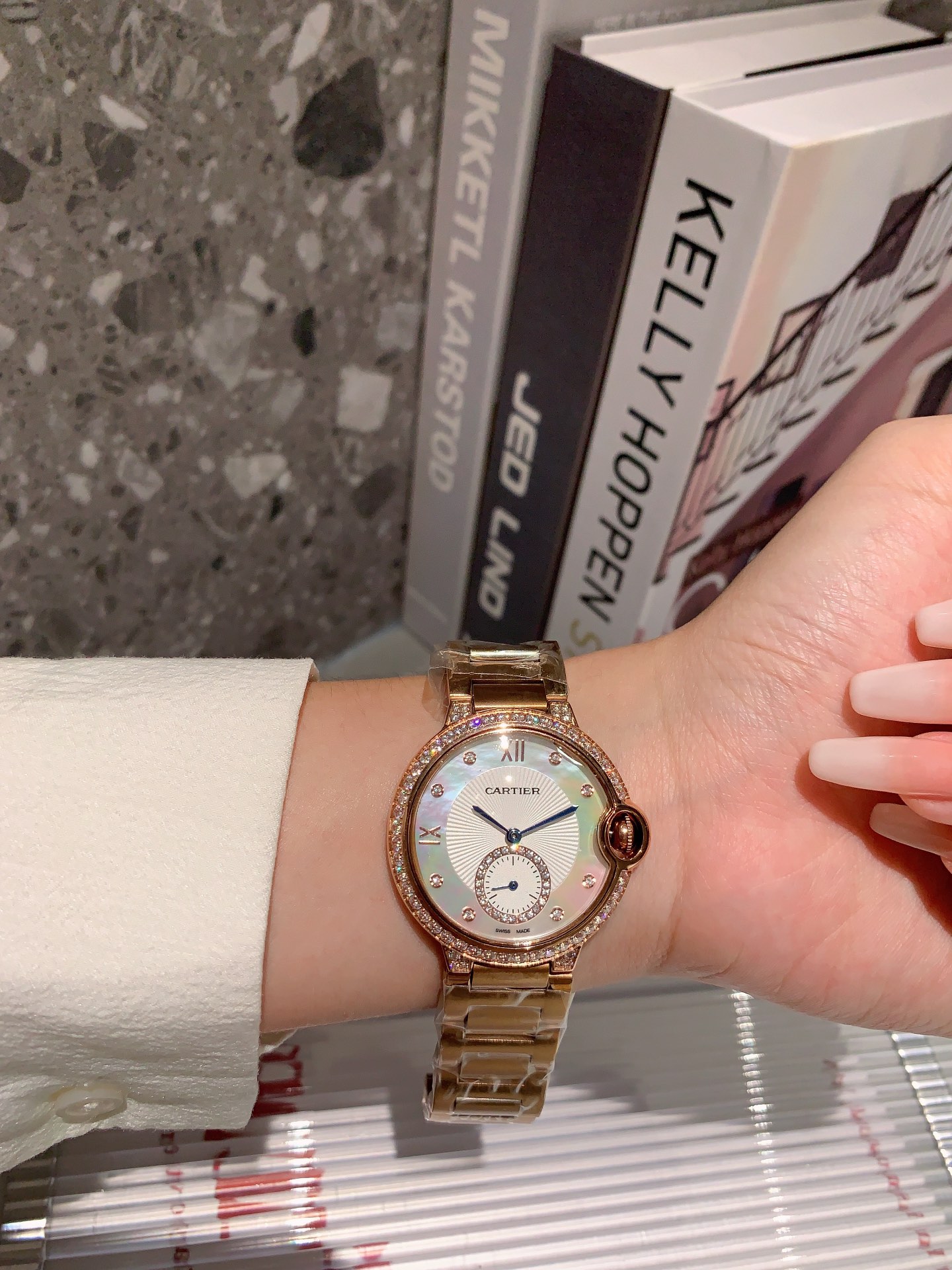 Watches Cartier 322109 size:33 mm - vstockx