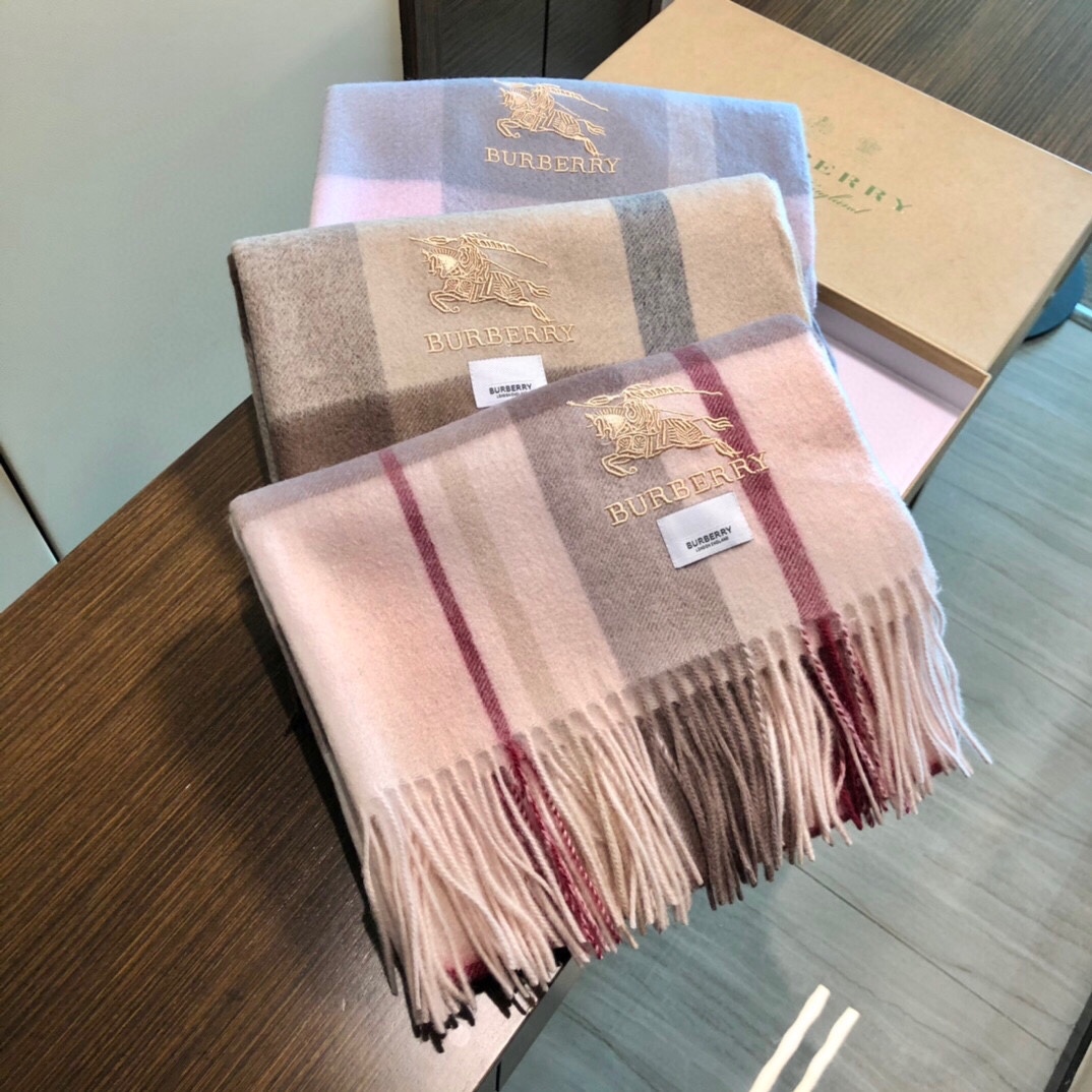 Streetwear Scarf Burberry 329080 size:70x200cm - vstockx