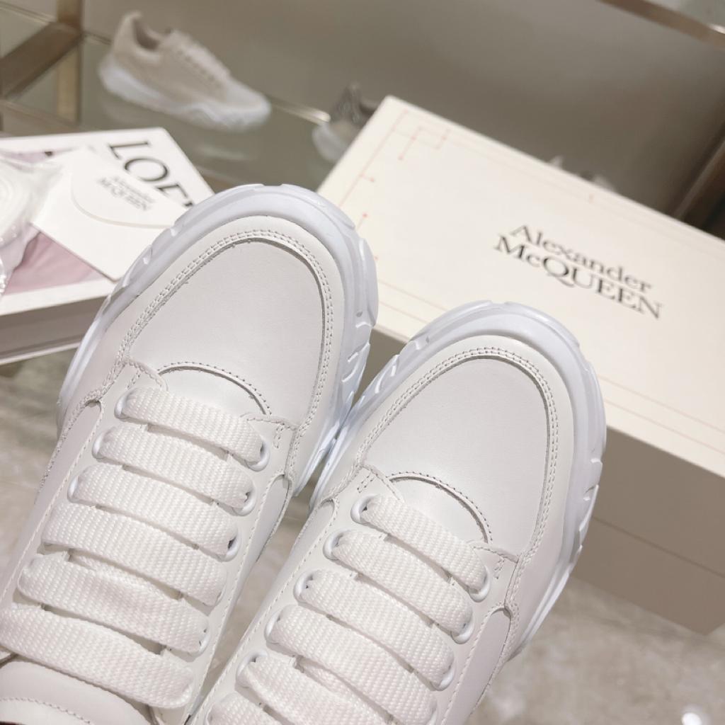 Alexander McQueen Oversized Court Trainer White Black - vstockx