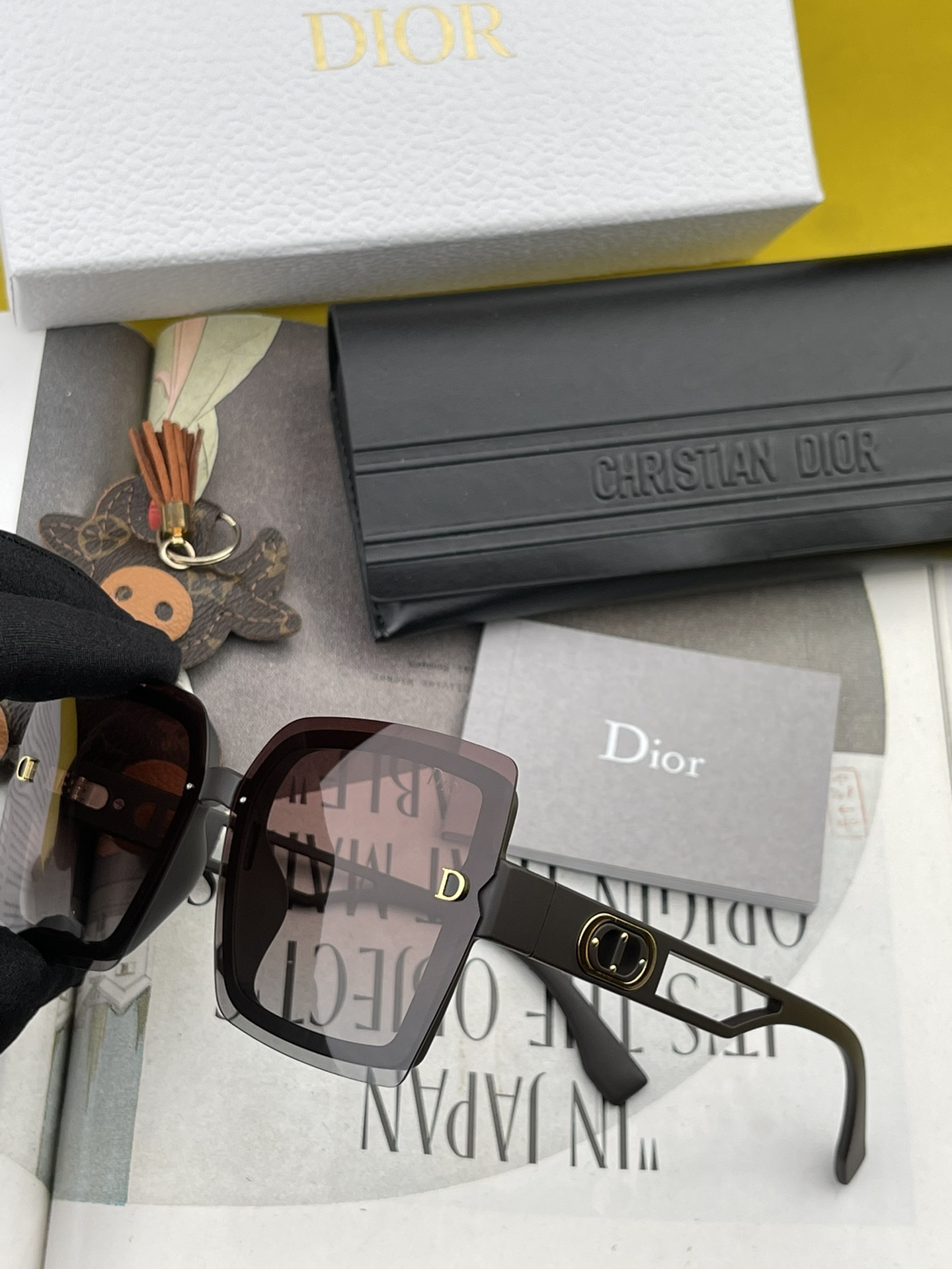 sunglasses Dior D2292 - vstockx