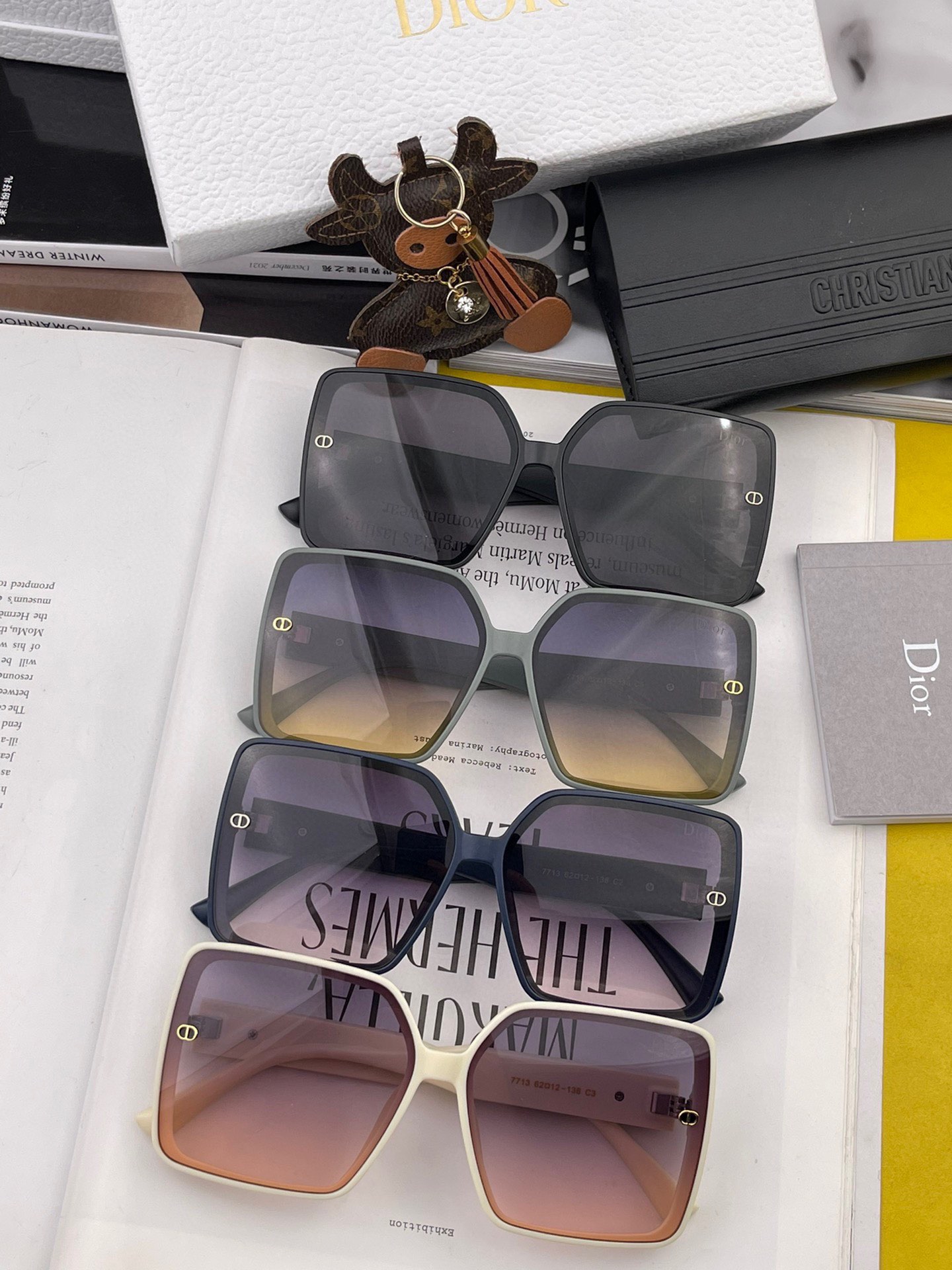 sunglasses Dior D3771 - vstockx