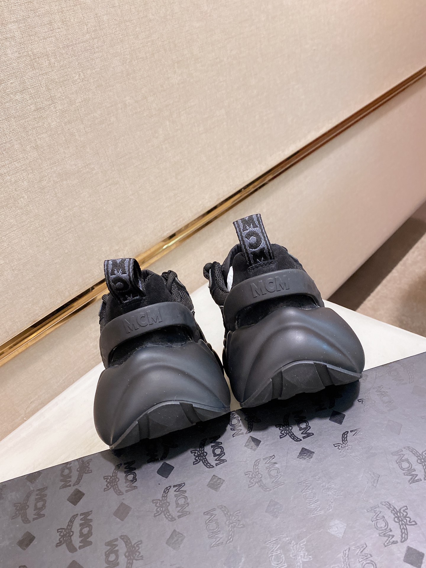 MCM Low Top Logo Lace-up Sneakers 4 - vstockx