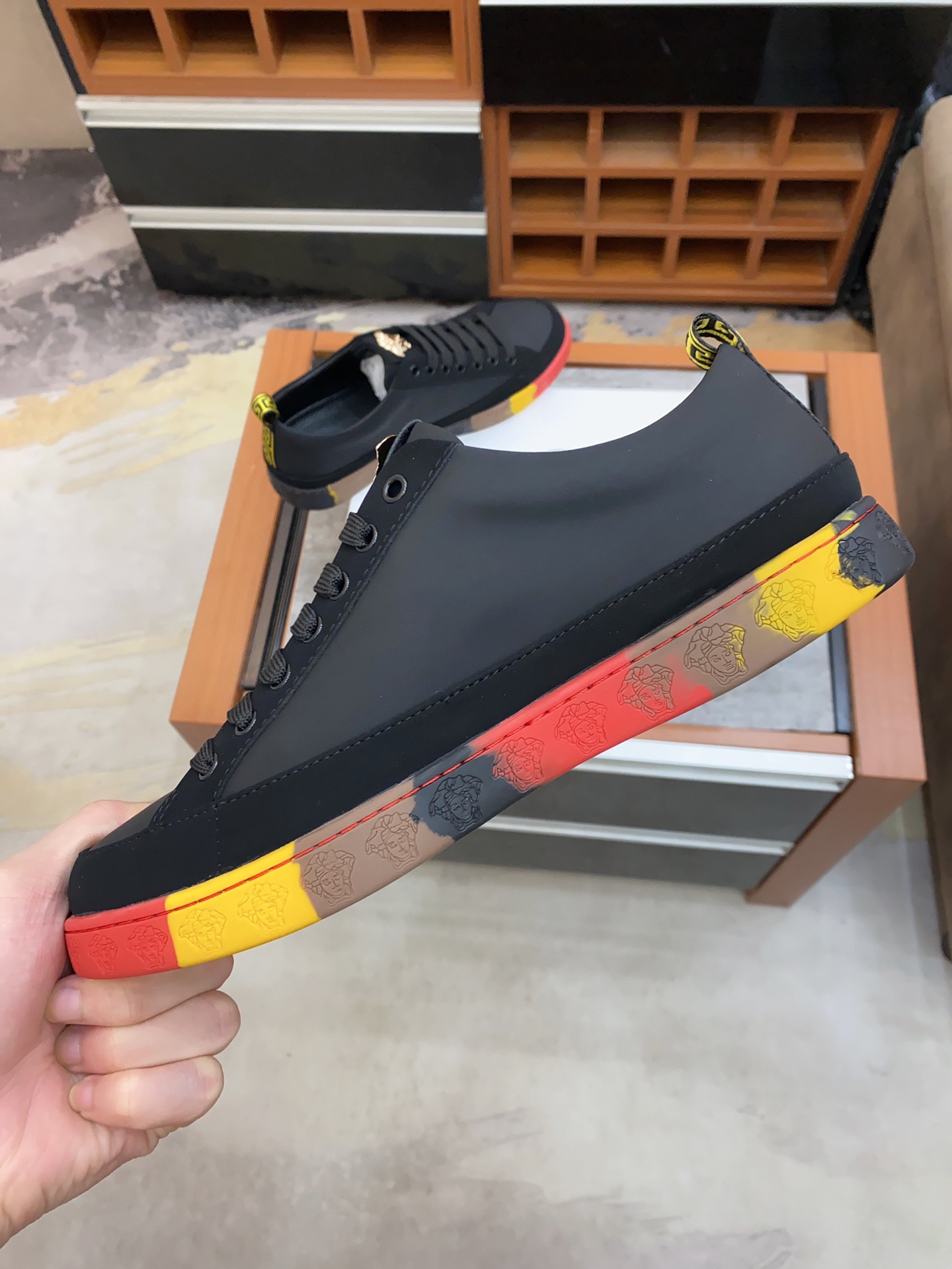 Versace Greca Sneaker 13 - vstockx