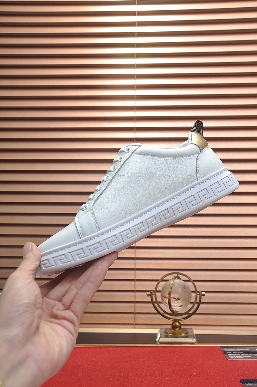 Versace Greca Sneaker 27 - vstockx
