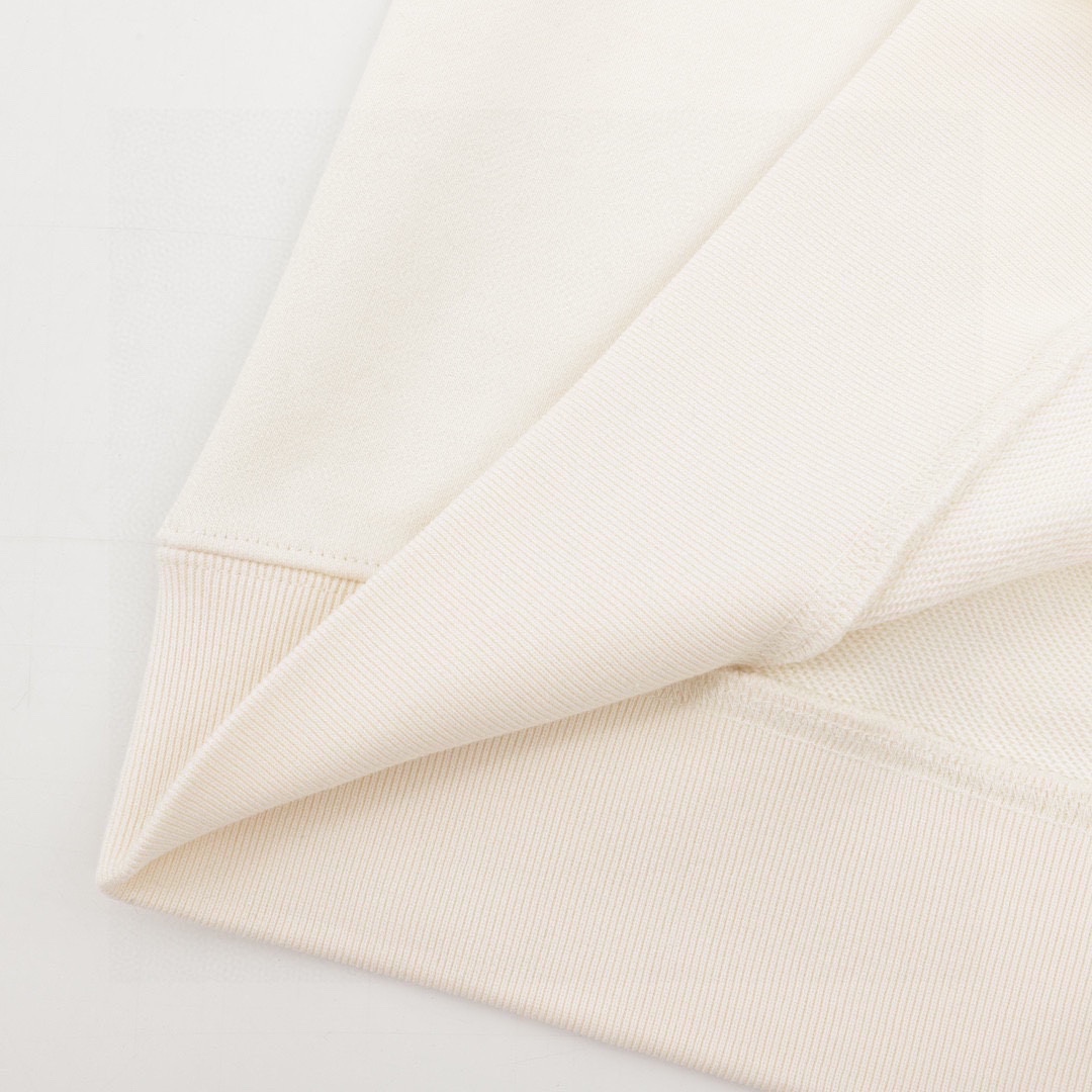 Clothes Gucci 322 - vstockx