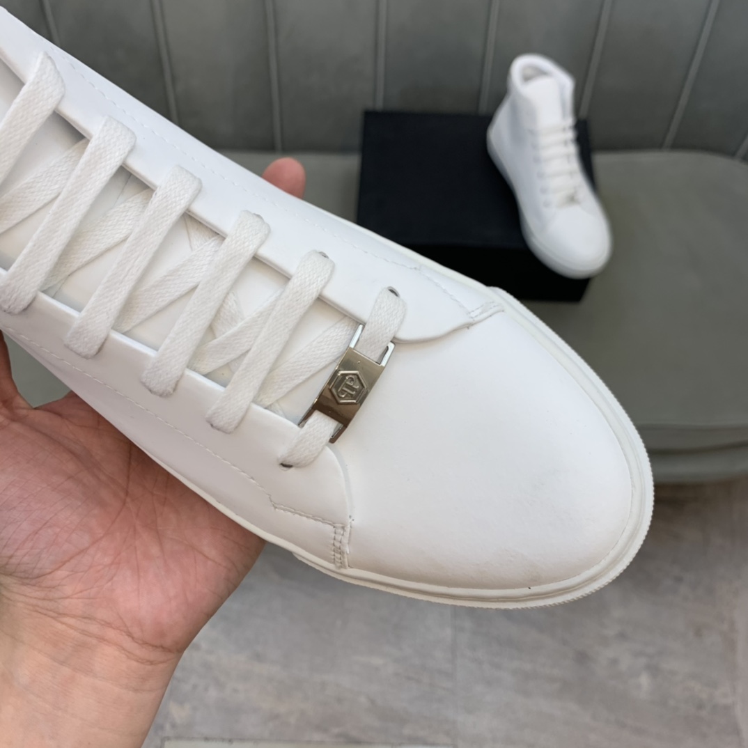 Philipp Plein High Top Sneakers 6 - vstockx