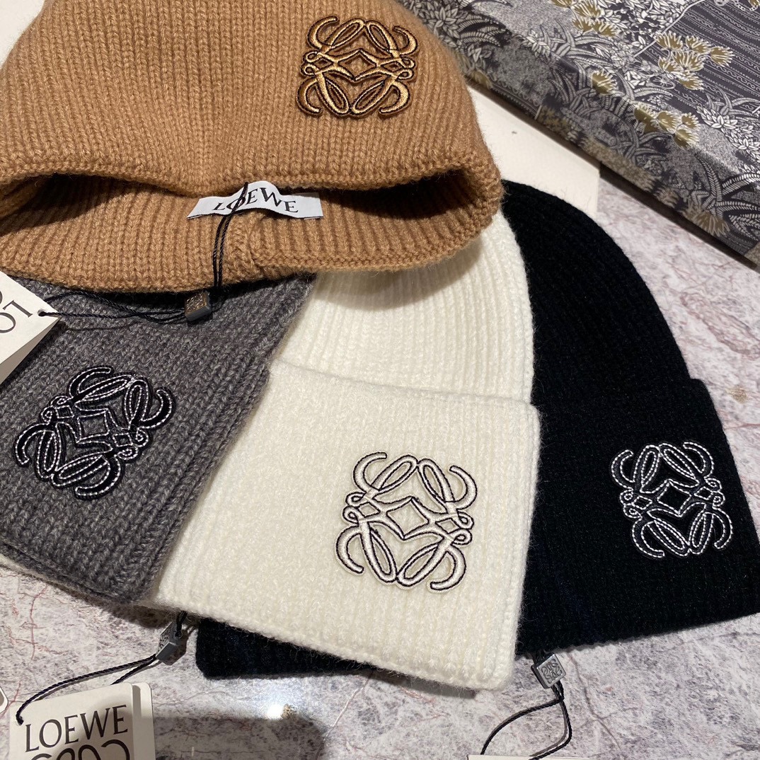 Streetwear Hat LOEWE 328907 - vstockx