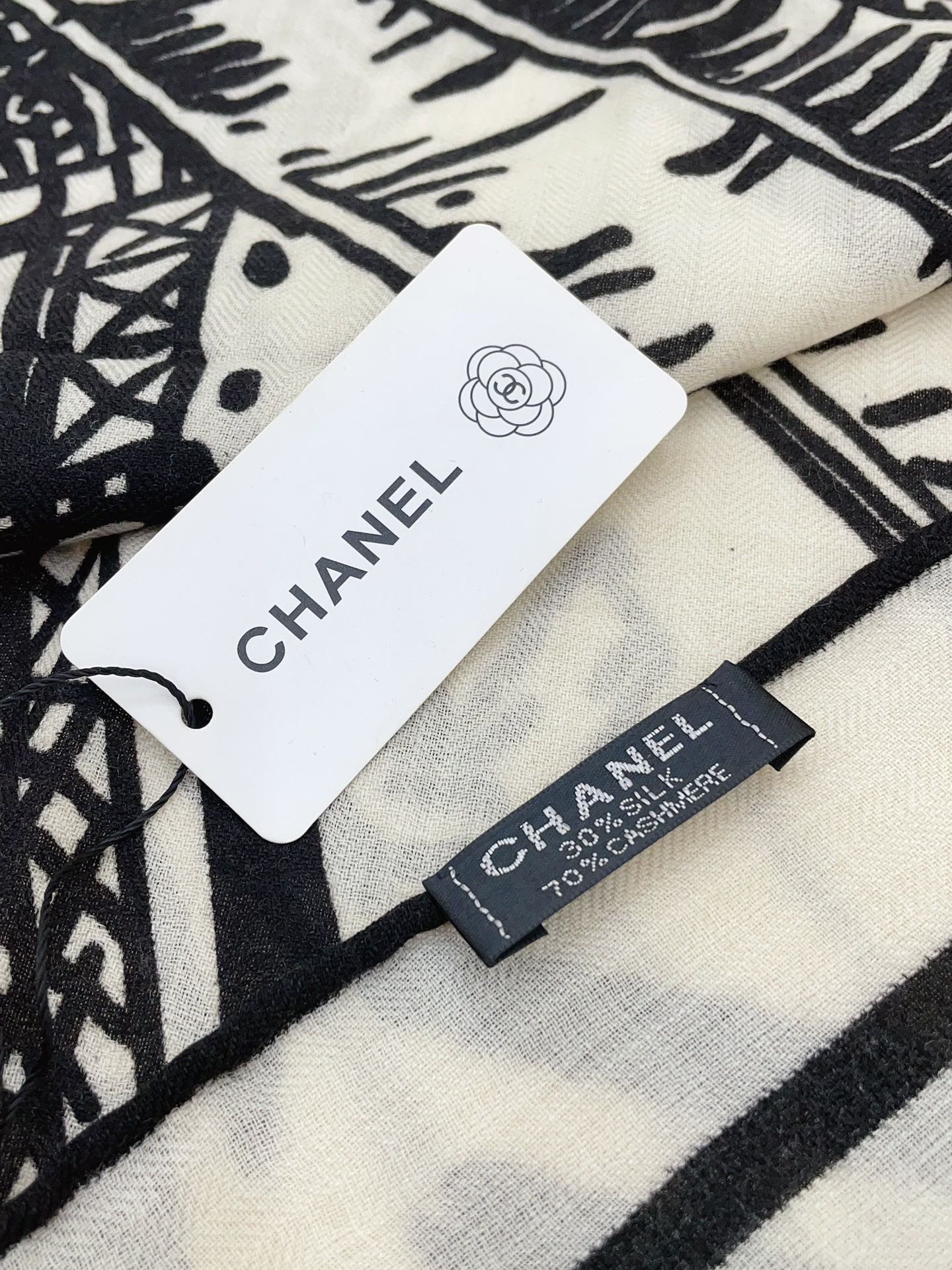 Streetwear Scarf CHANEL 328858 SIZE:140*140cm - vstockx