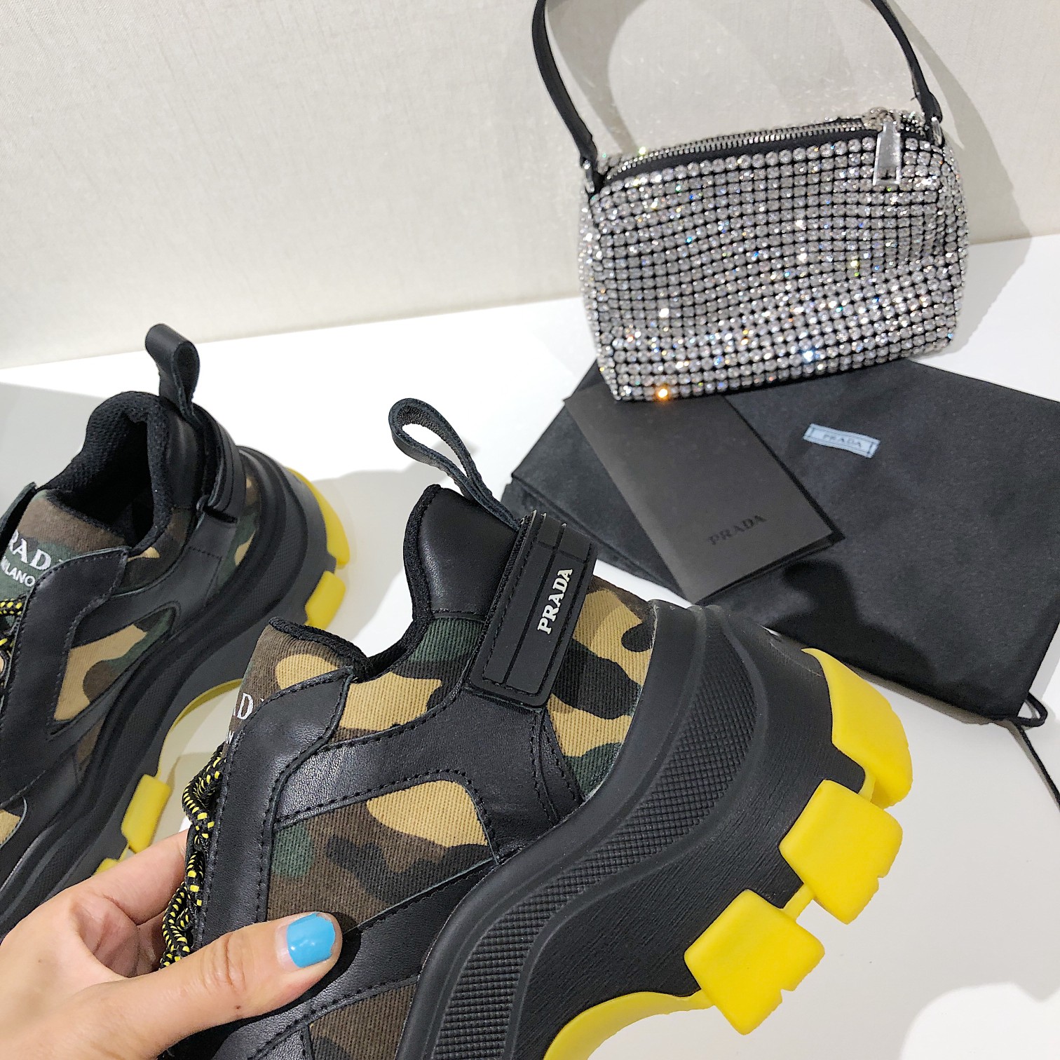 Prada Low Top sneaker 56 - vstockx