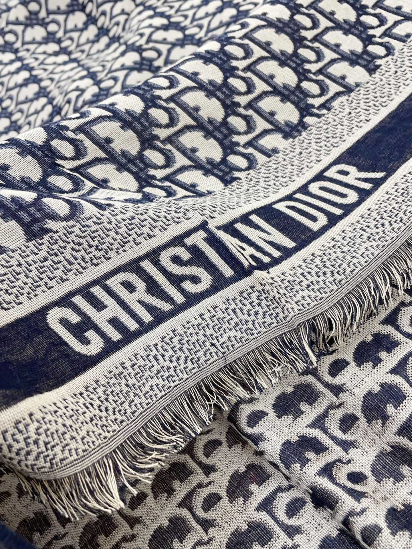 Streetwear Scarf Dior 328756 SIZE:140cm*140cm - vstockx