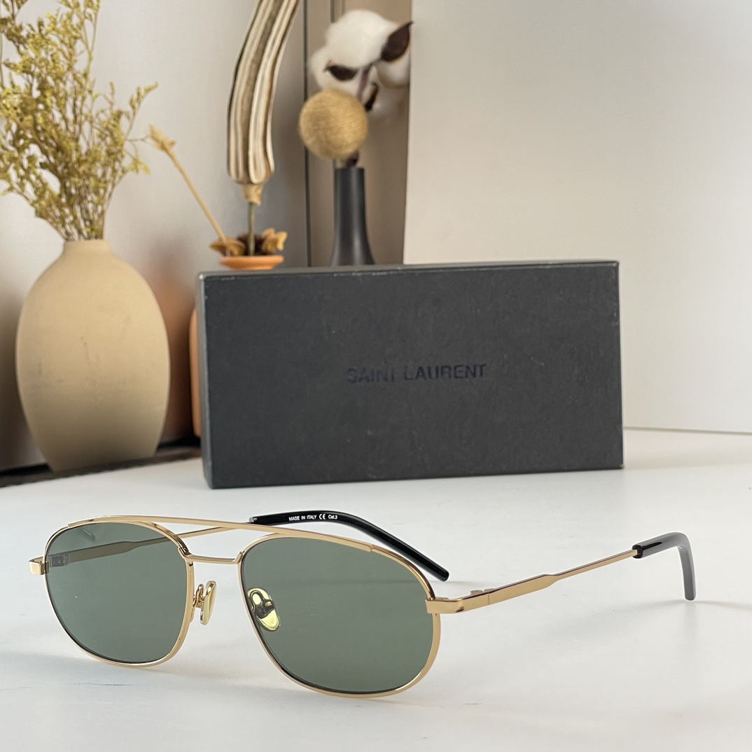 Sunglasses Saint Laurent SL561 - vstockx