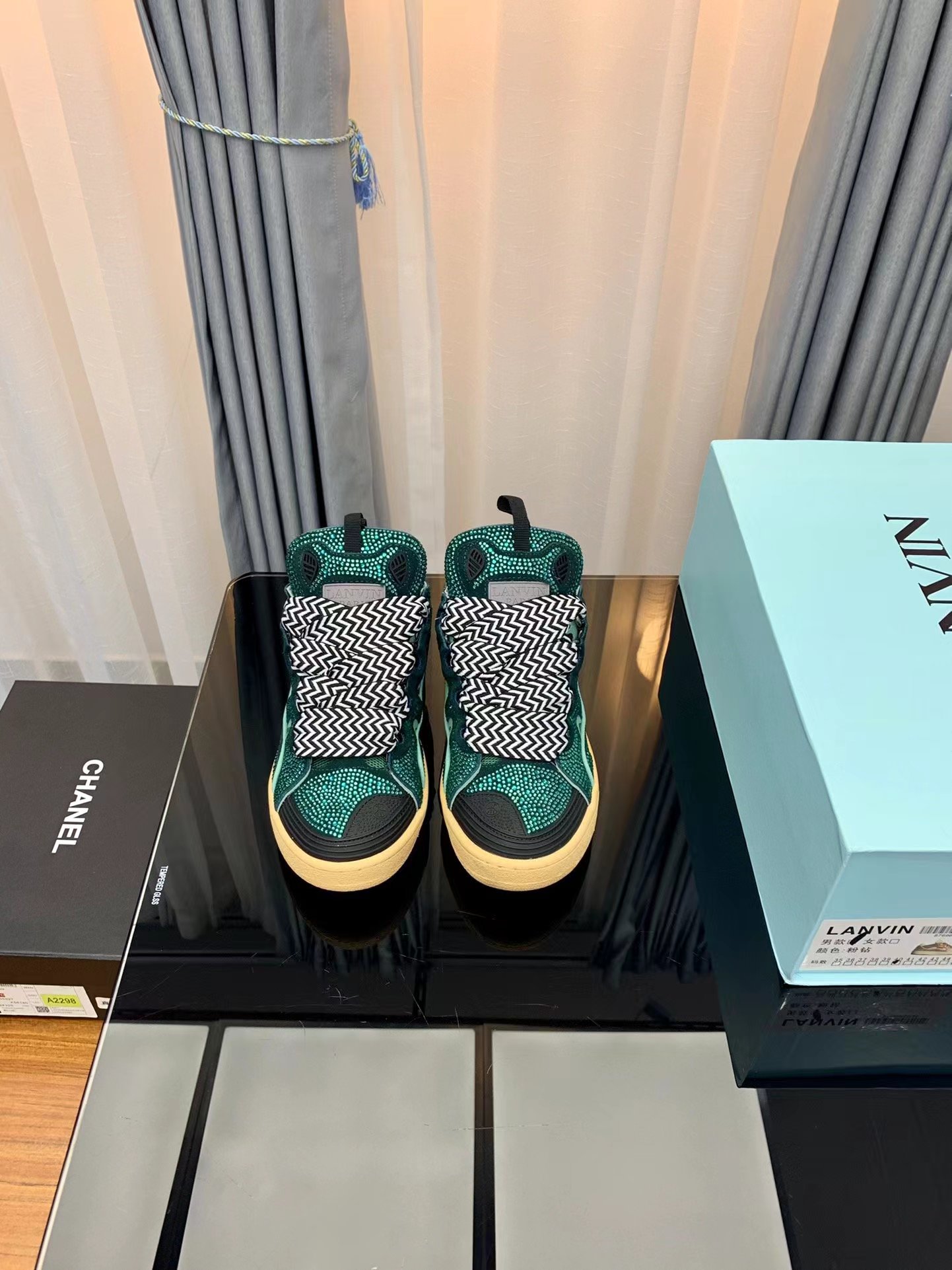 Lanvin Leather Curb Blue sequins - vstockx