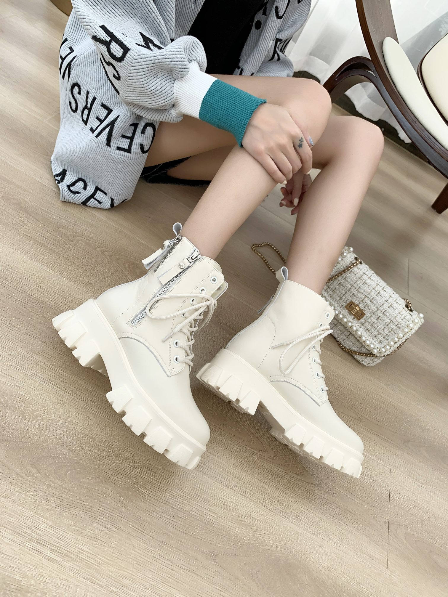 Prada Boots Women 37 - vstockx