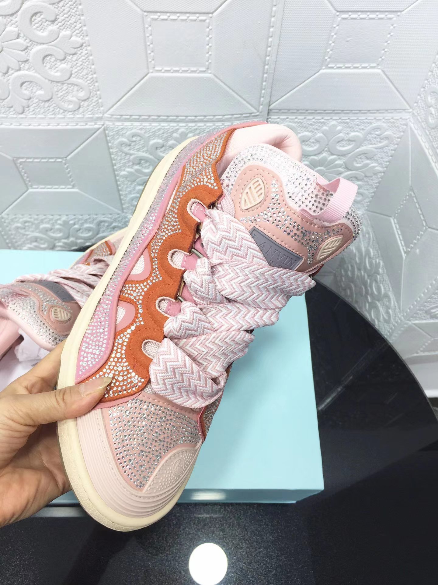 Lanvin Leather Curb Pink Sequins - vstockx