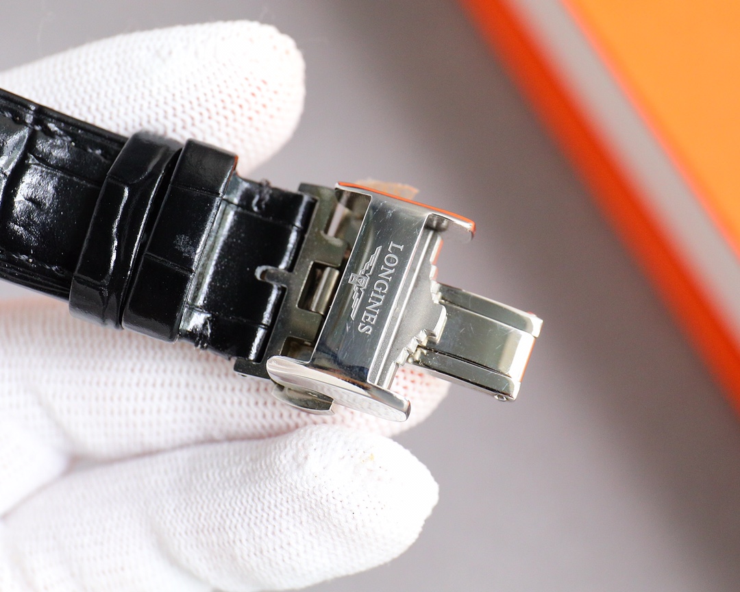 Watches Longines 322370 size:40*12 mm - vstockx