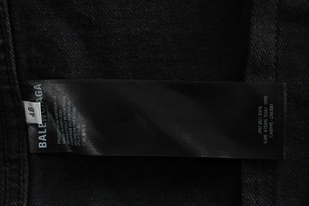 Clothes Balenciaga 136 - vstockx