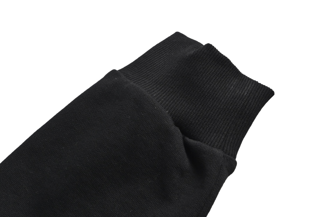 Clothes Burberry 810 - vstockx