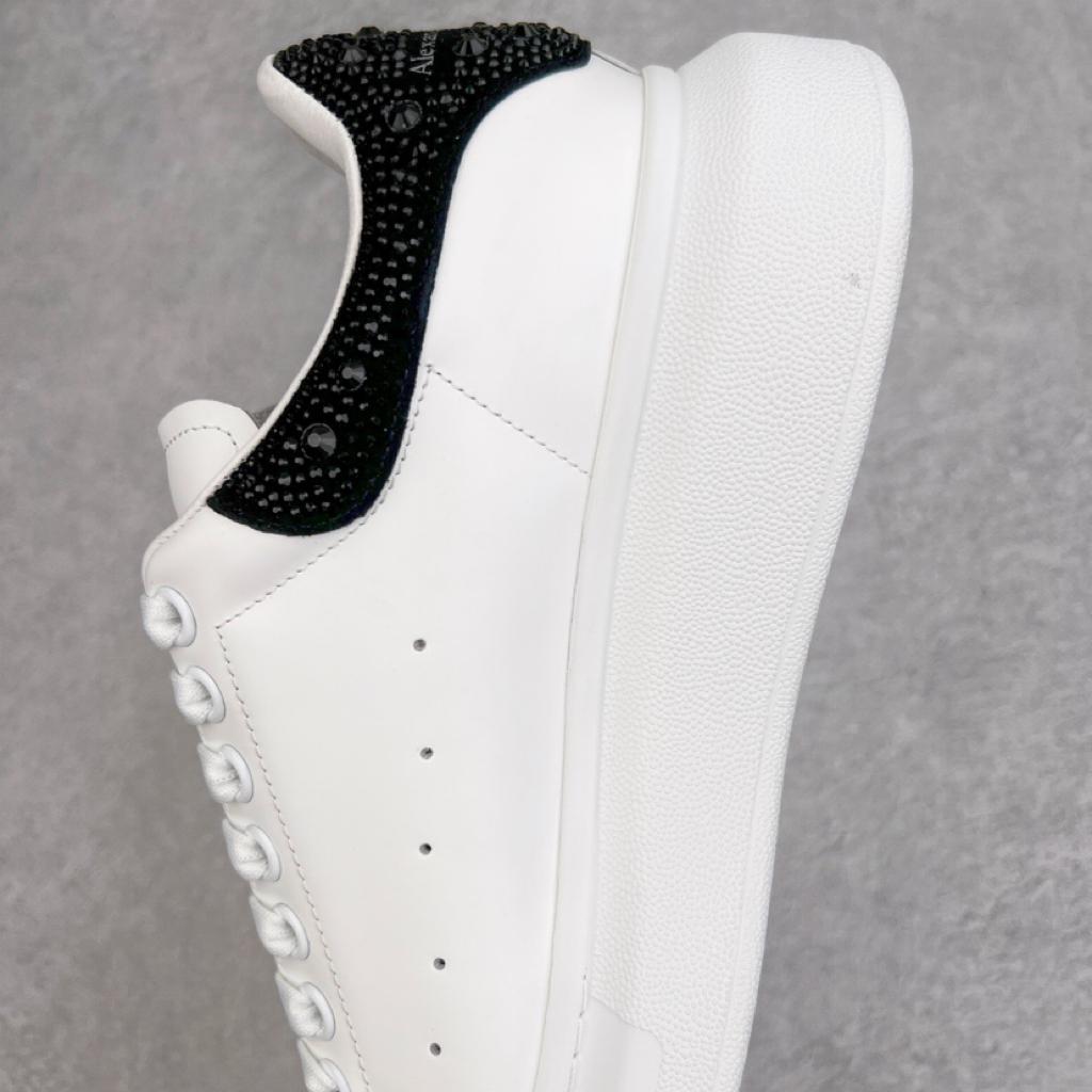 Alexander McQueen Oversized Sneaker in White/jet Black - vstockx