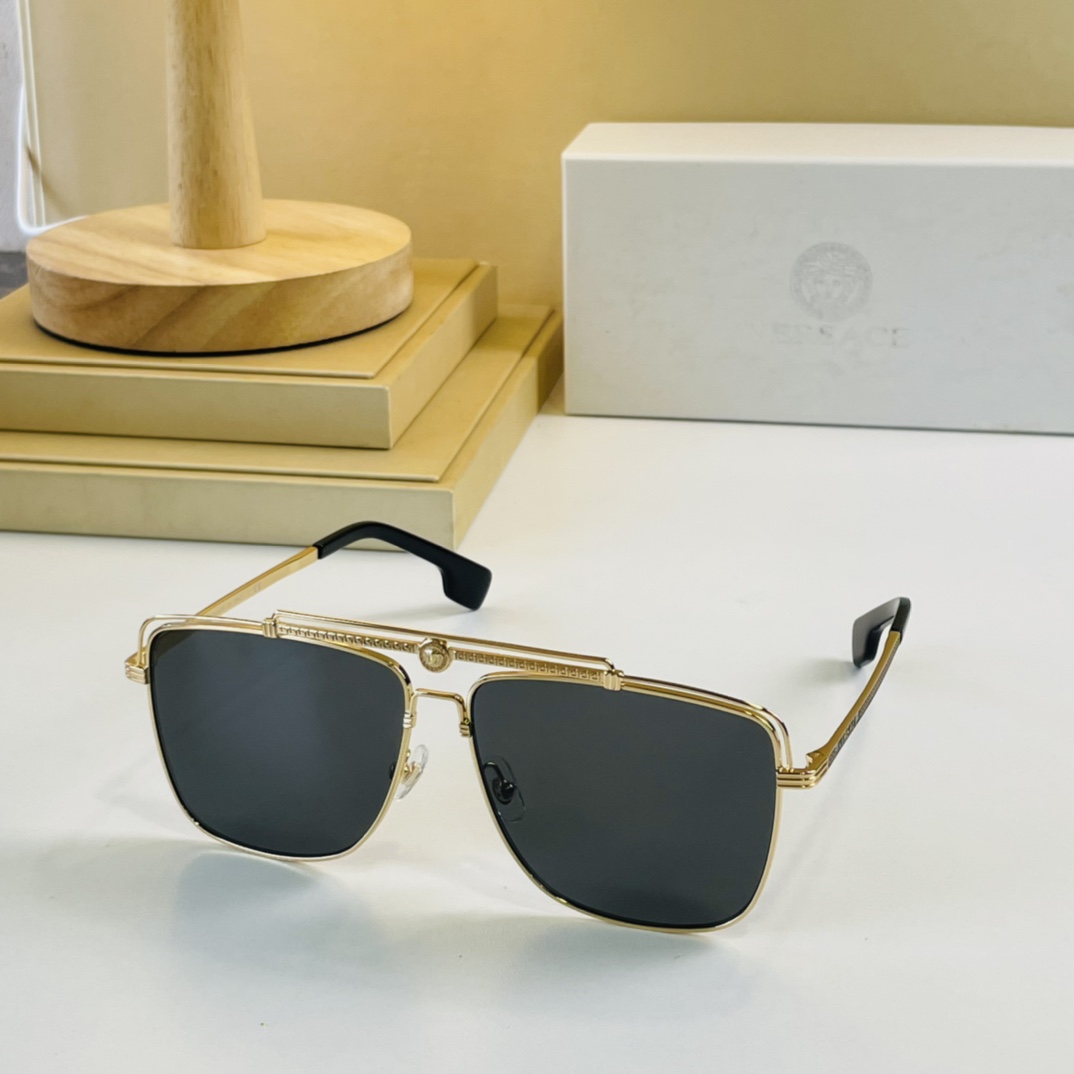 Sunglasses Versace VE2245 size 61��16-145 - vstockx