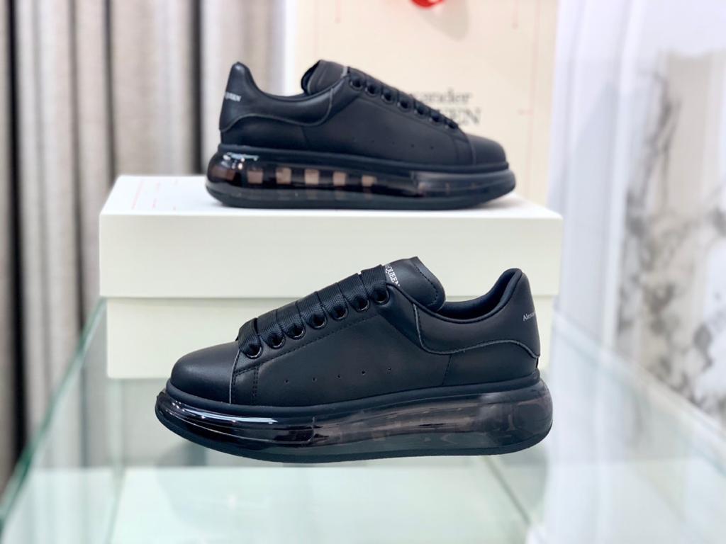 Alexander McQueen Oversized Black Shiny Sole - vstockx